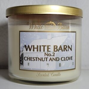 White Barn Chestnut and Clove Scented Candle